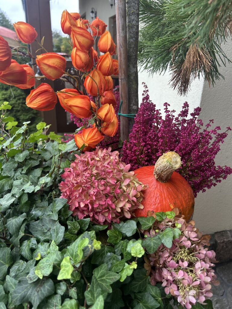 Jesienne dekoracje w restauracji Złota Jesień