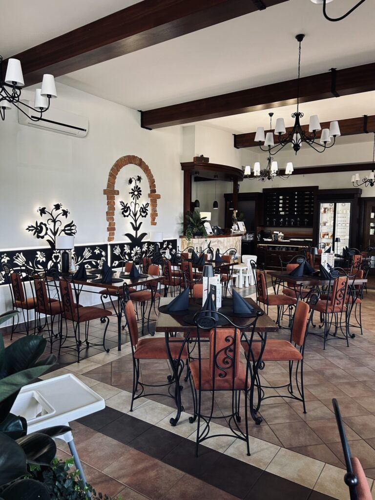 Jesienne dekoracje w restauracji Złota Jesień
